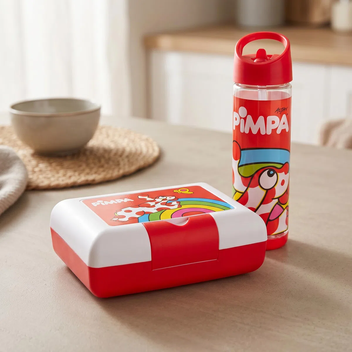 PIMPA - Borraccia Ufficiale Pimpa, Borraccia in Pet con Beccuccio per Bambini e Bambine, Ideale per la Scuola e lo Sport, Idea Regalo, Capacità 400 ml, 6,5x17H