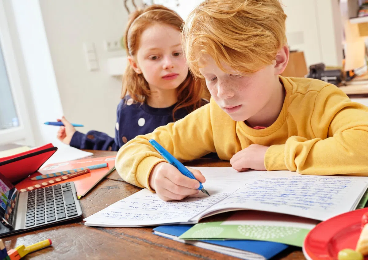 STABILO EASYbuddy - Penna Stilografica Ergonomica per Bambini - Verde Menta - Punta Mancini - Cartuccia Blu inclusa