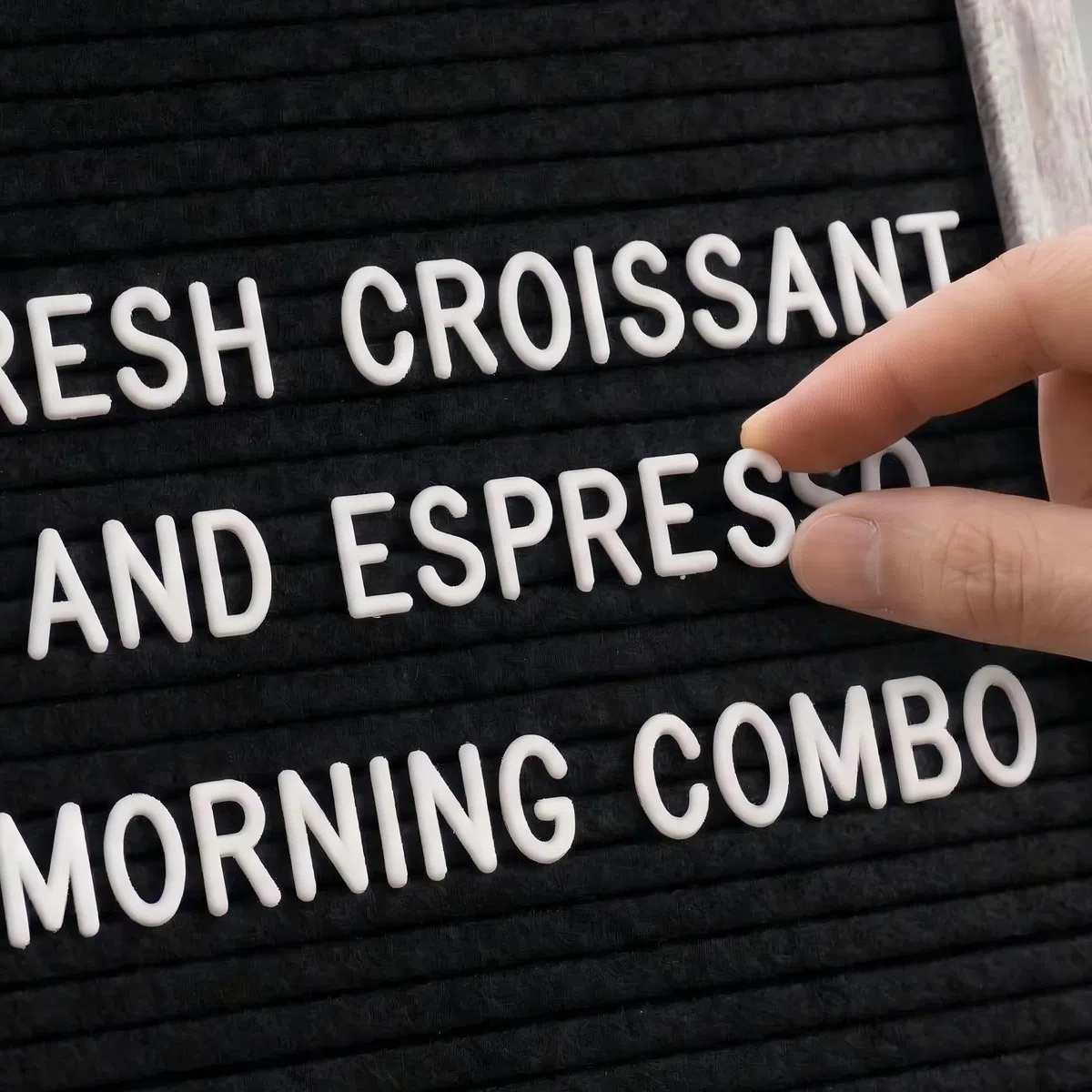 Lavagna in Feltro con Lettere 25,4 x 25,4 cm, Letter Board Rustic Black per Ingresso Casa, Mensola Camino, Coffee Bar, Daily Special e Arredo Soggiorno